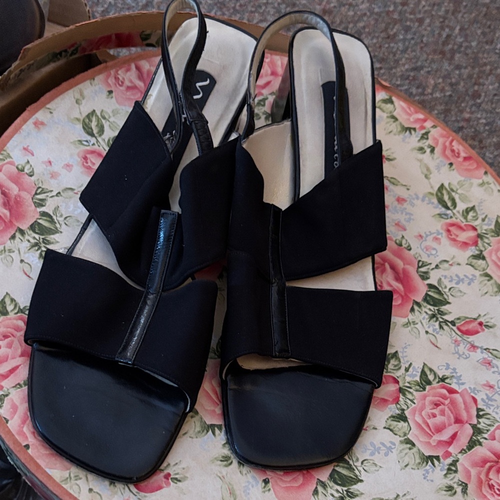 Chic Black Women's Sandals